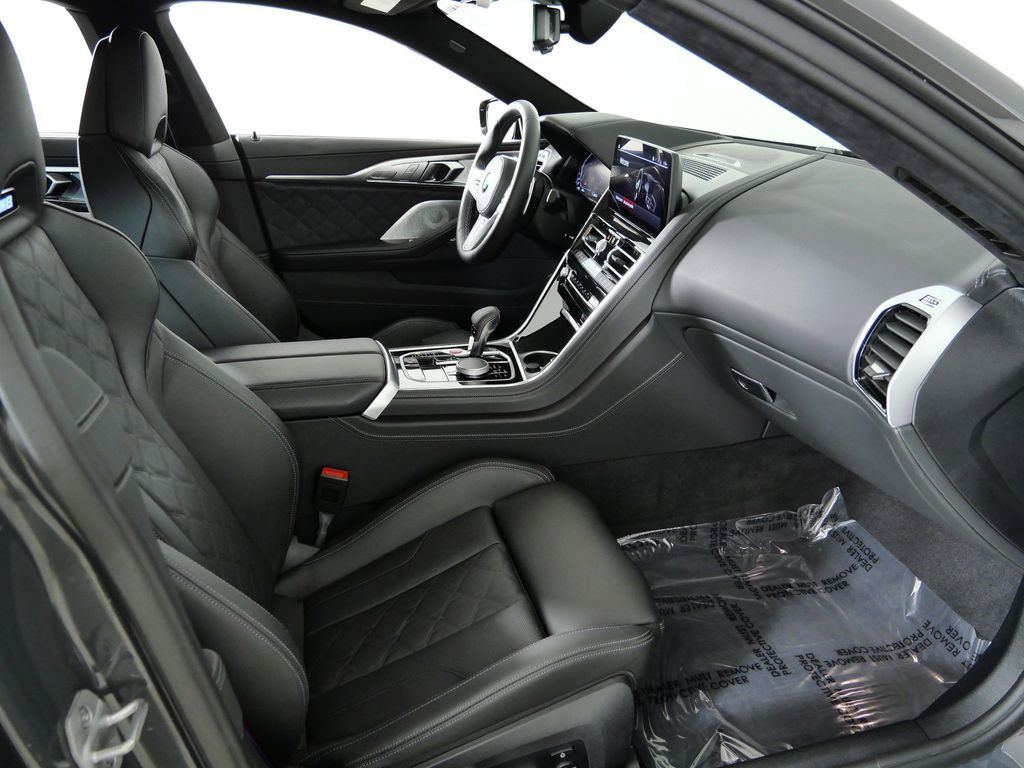 Thumbnail: 2025 BMW M8 - 20