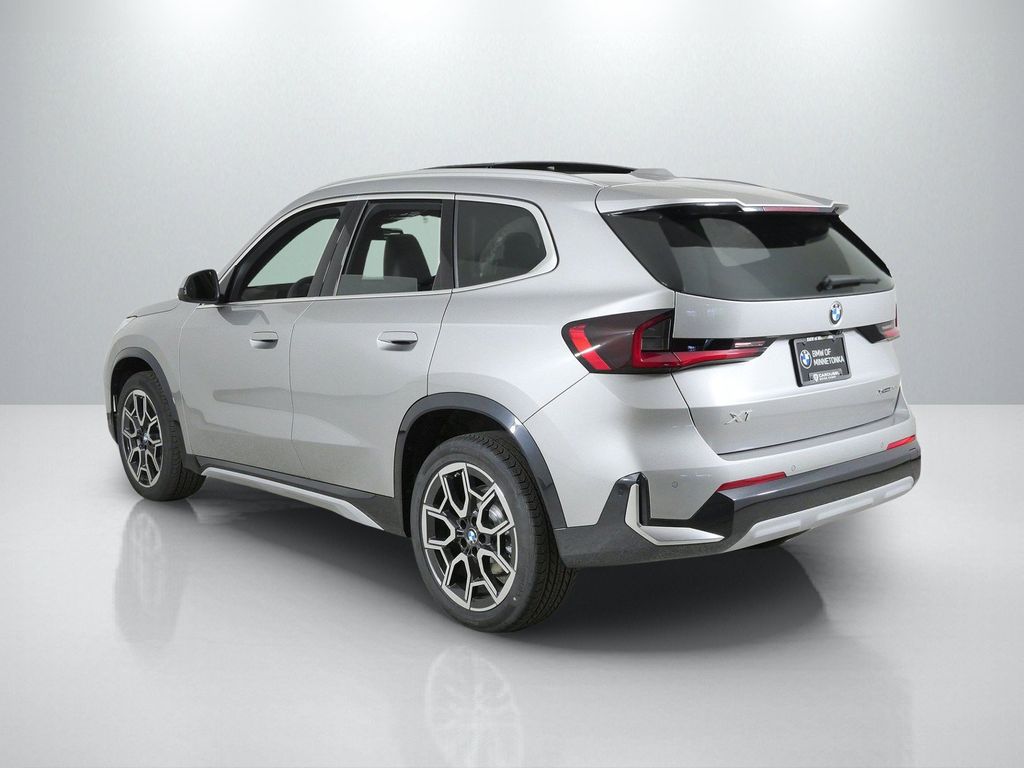 Thumbnail: 2026 BMW X1 - 14
