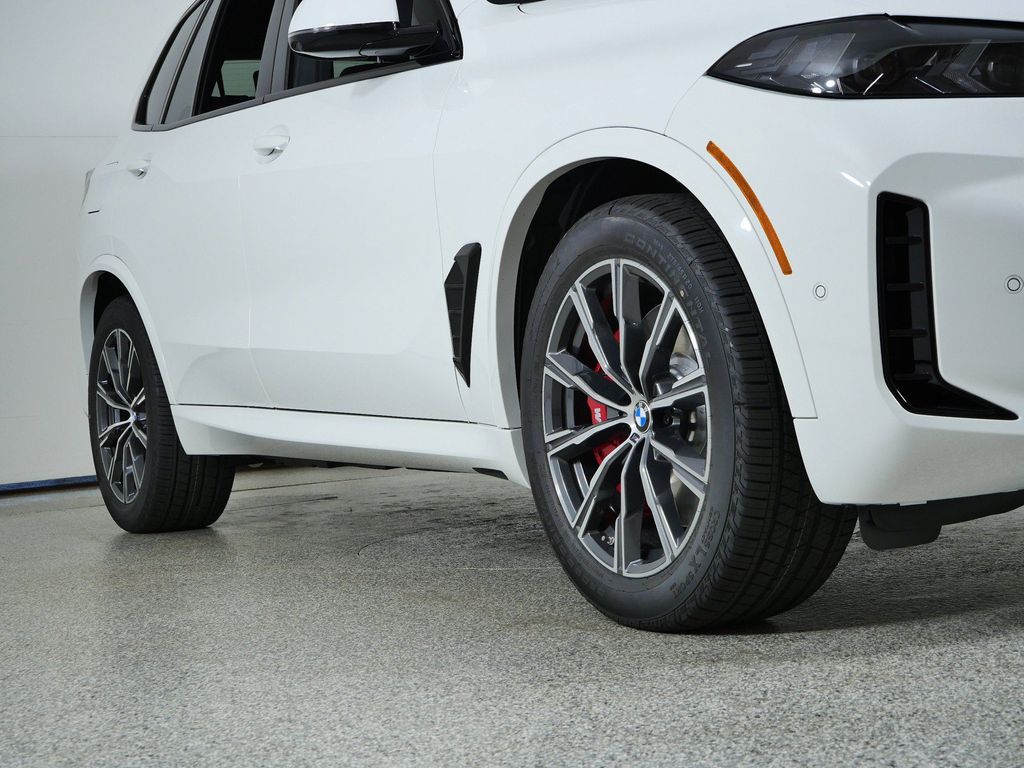 Thumbnail: 2026 BMW X5 - 6