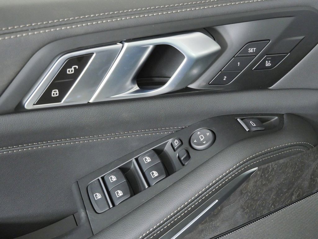 Thumbnail: 2026 BMW X5 - 37