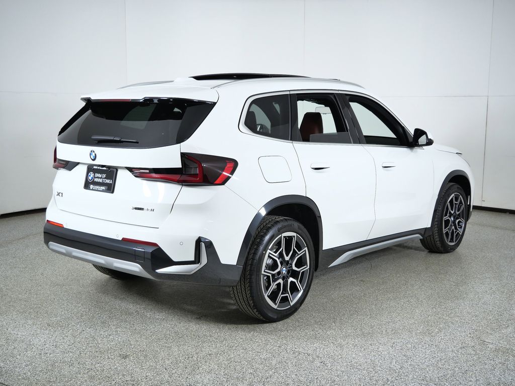 Thumbnail: 2026 BMW X1 - 9