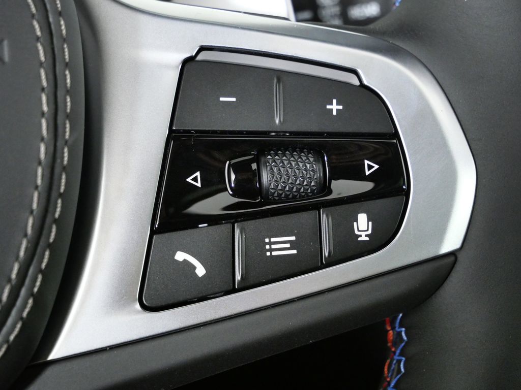 Thumbnail: 2026 BMW X5 - 42