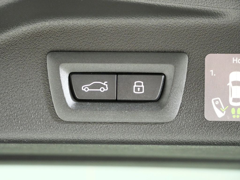 Thumbnail: 2026 BMW X5 - 30