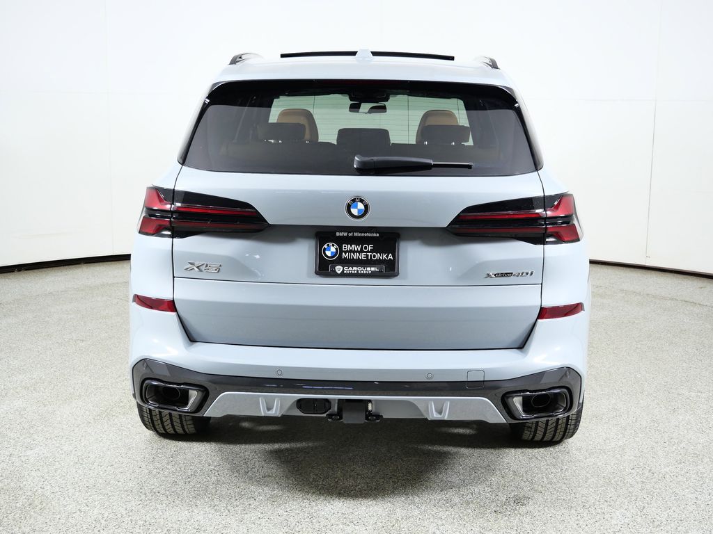 Thumbnail: 2026 BMW X5 - 10