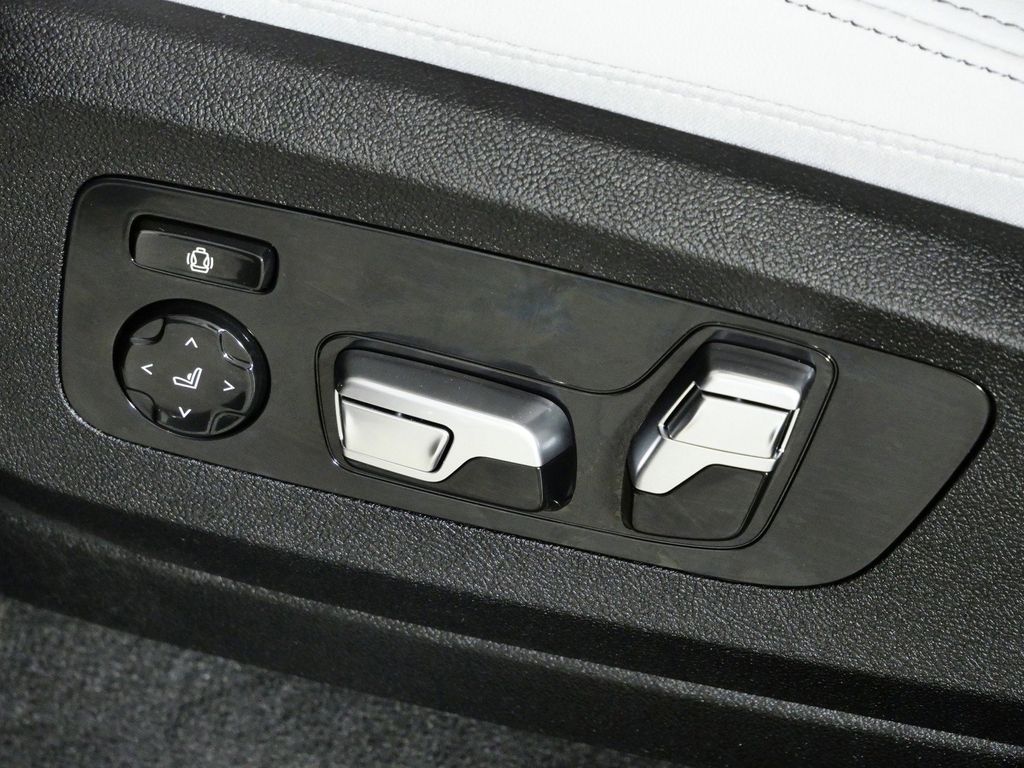 Thumbnail: 2026 BMW X5 - 39