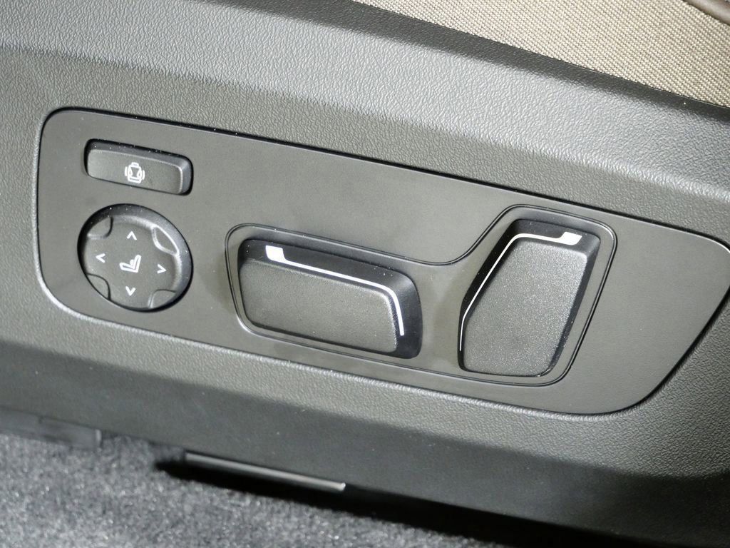 Thumbnail: 2026 BMW X3 - 38