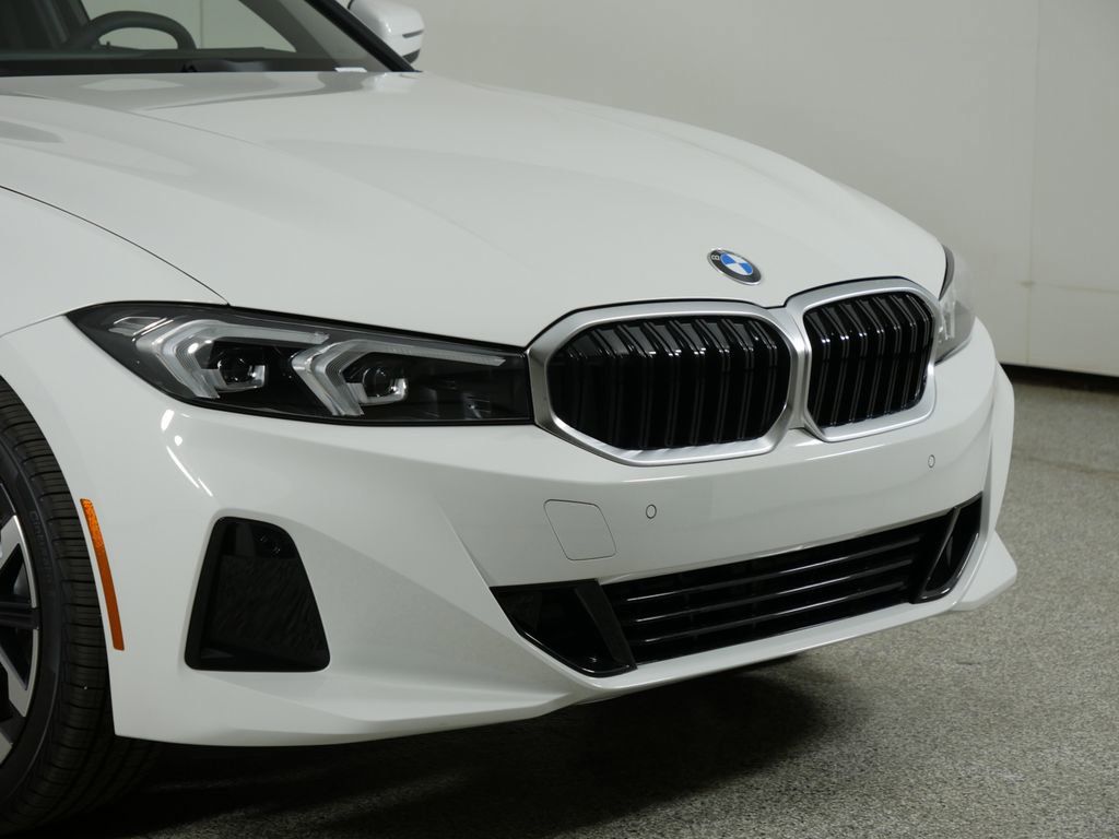 Thumbnail: 2025 BMW 3 Series - 5