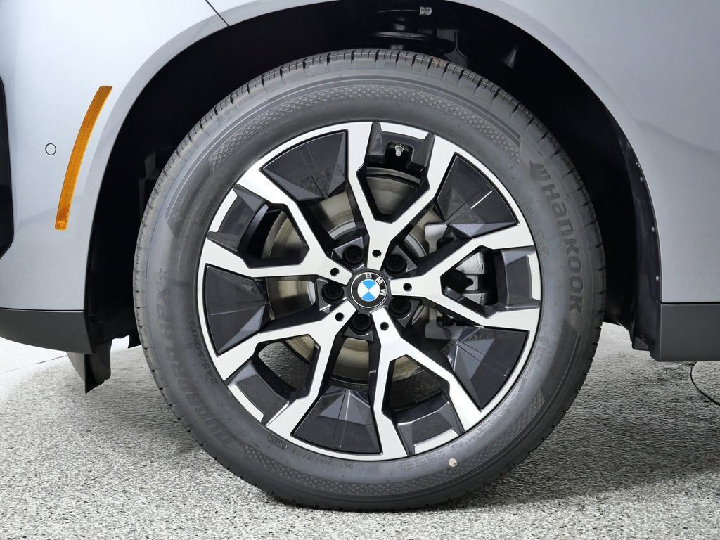 Thumbnail: 2026 BMW X3 - 19