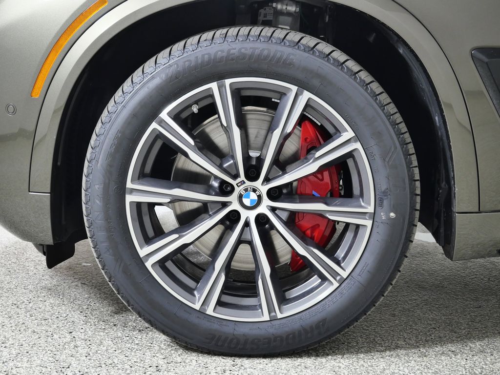 Thumbnail: 2026 BMW X5 - 17