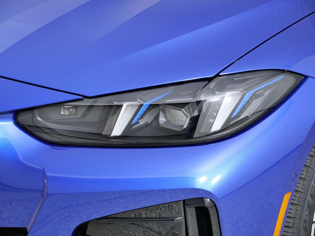 Thumbnail: 2025 BMW i4 - 3