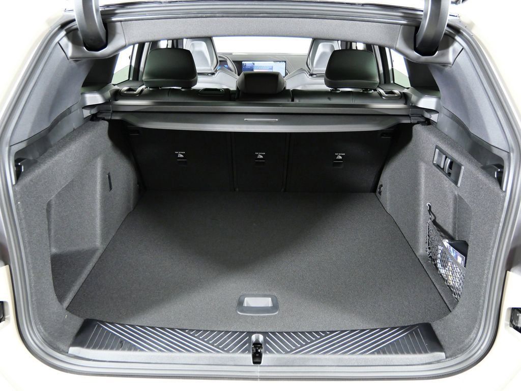 Thumbnail: 2026 BMW X3 - 29