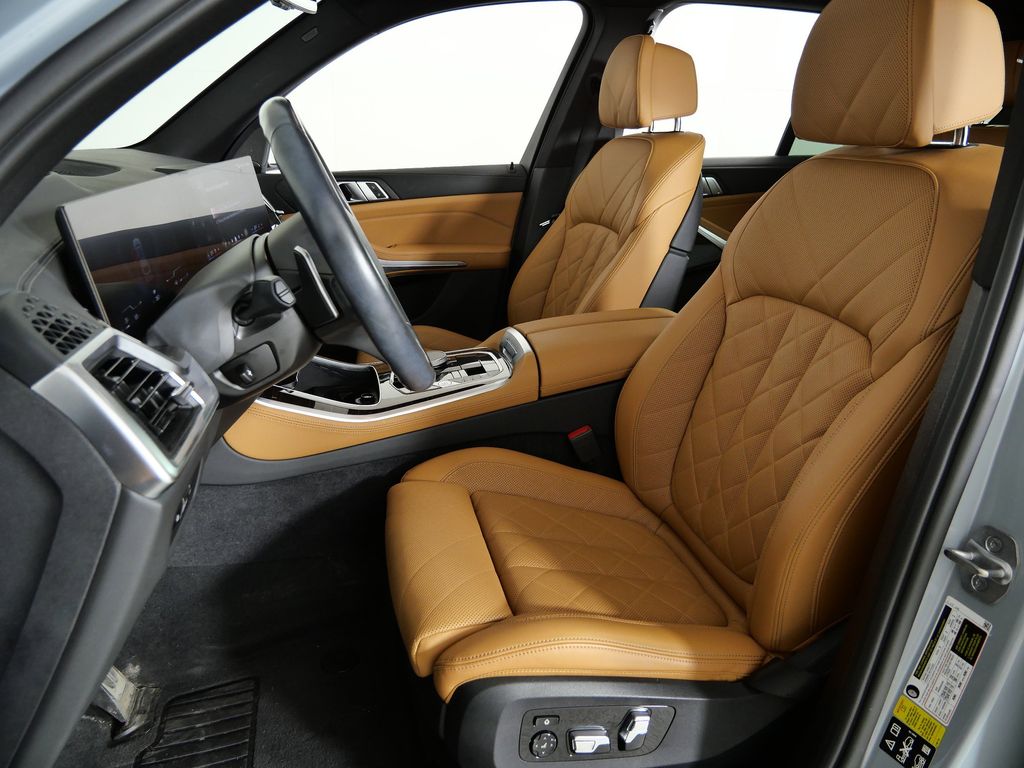 Thumbnail: 2024 BMW X5 - 41