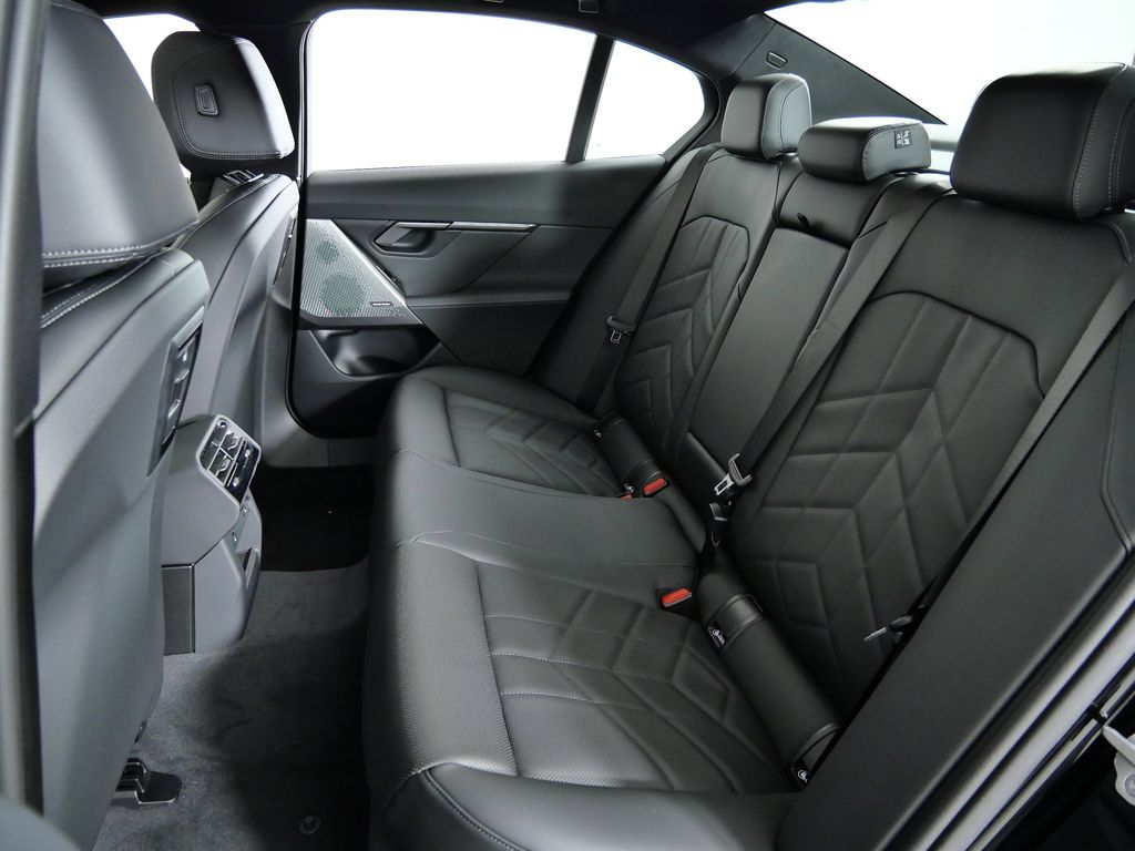 Thumbnail: 2026 BMW 5 Series - 30