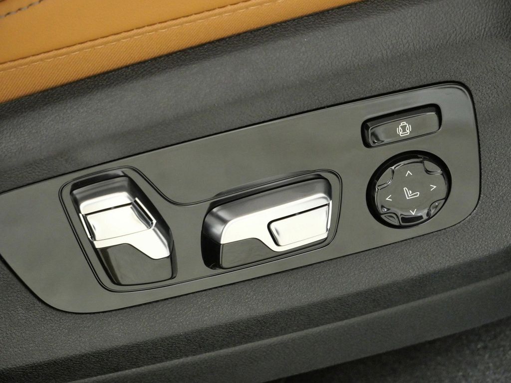 Thumbnail: 2026 BMW X5 - 22