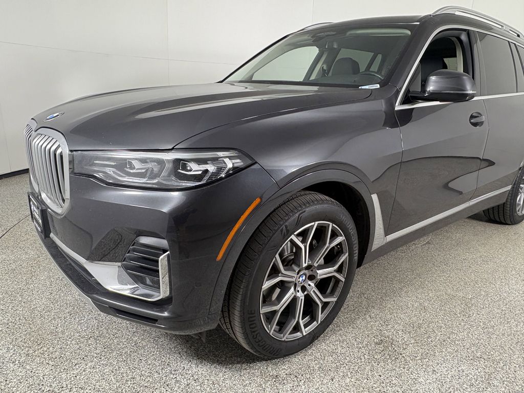 Thumbnail: 2021 BMW X7 - 5