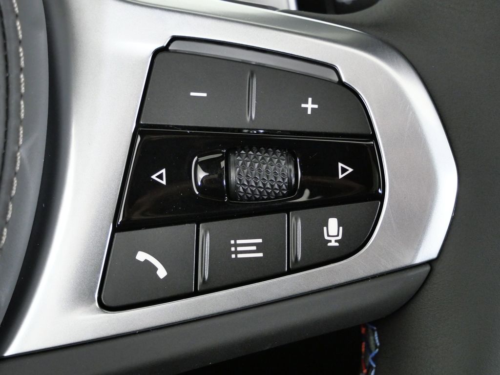 Thumbnail: 2026 BMW X5 - 42