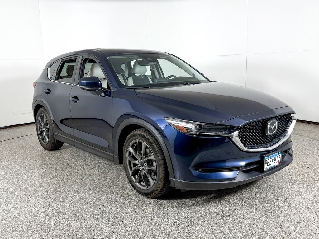 Thumbnail: 2017 Mazda CX-5 - 4