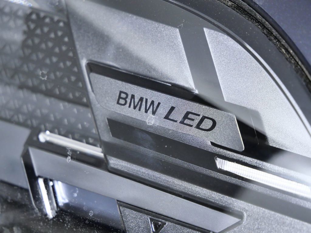 Thumbnail: 2026 BMW X5 - 6