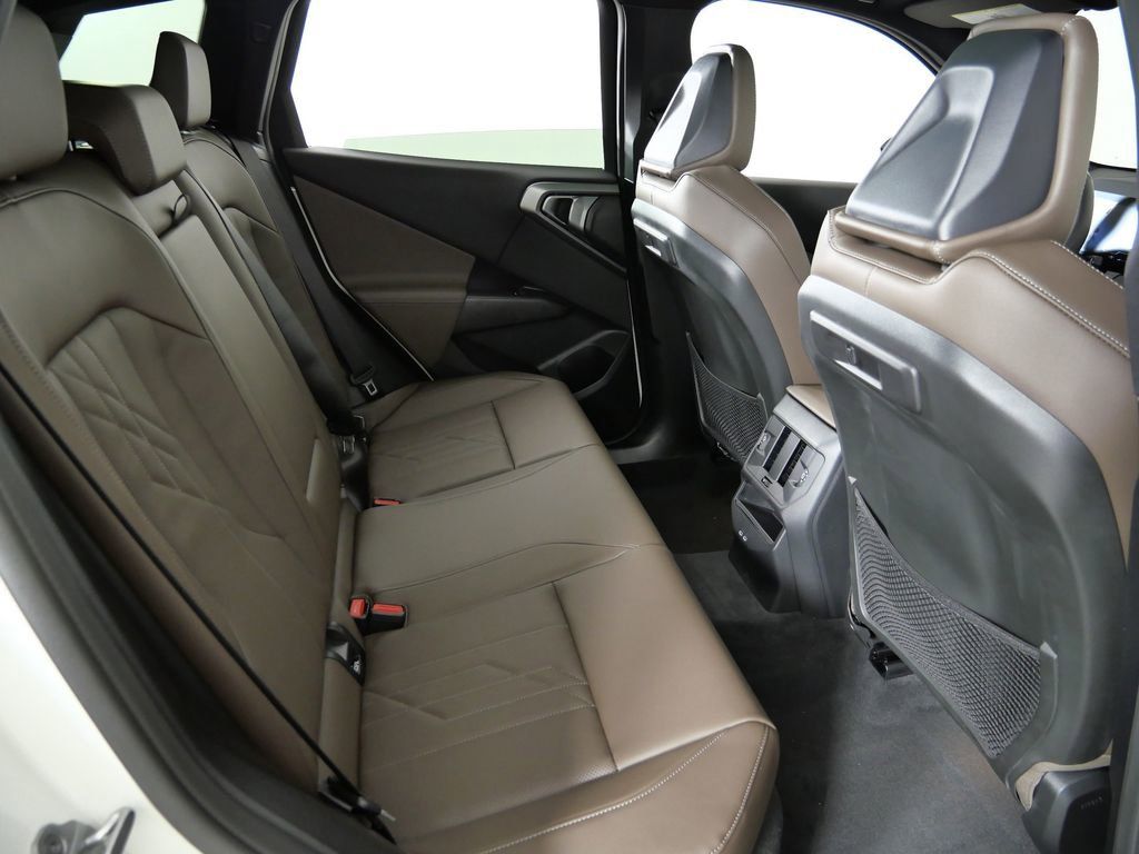 Thumbnail: 2026 BMW X3 - 27