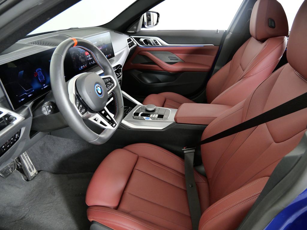 Thumbnail: 2025 BMW i4 - 33