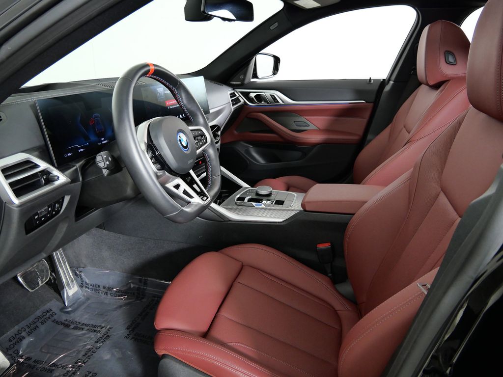 Thumbnail: 2025 BMW i4 - 38