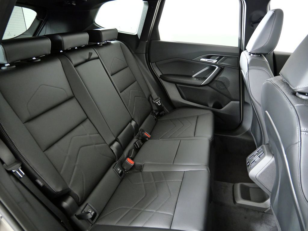 Thumbnail: 2026 BMW X1 - 27