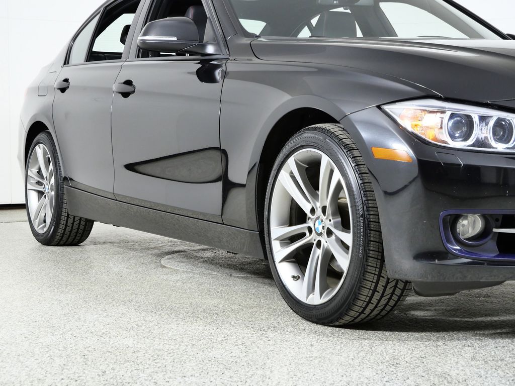 Thumbnail: 2013 BMW 3 Series - 7