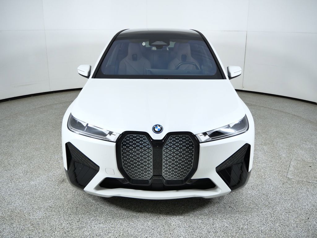 Thumbnail: 2023 BMW iX - 20