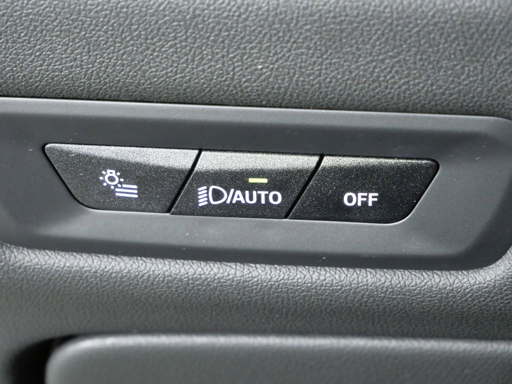 Thumbnail: 2026 BMW X5 - 40