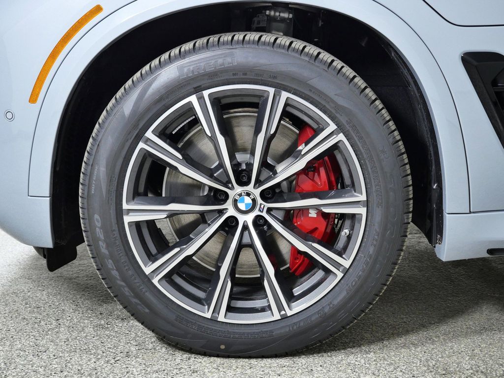 Thumbnail: 2026 BMW X5 - 17