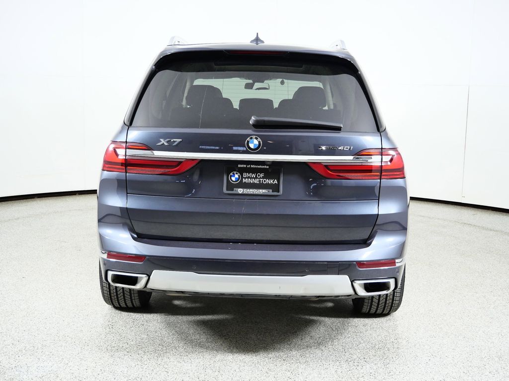 Thumbnail: 2022 BMW X7 - 11
