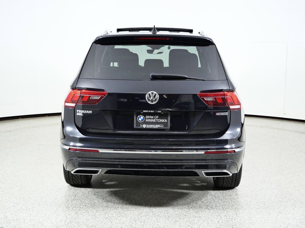 Thumbnail: 2021 Volkswagen Tiguan - 11