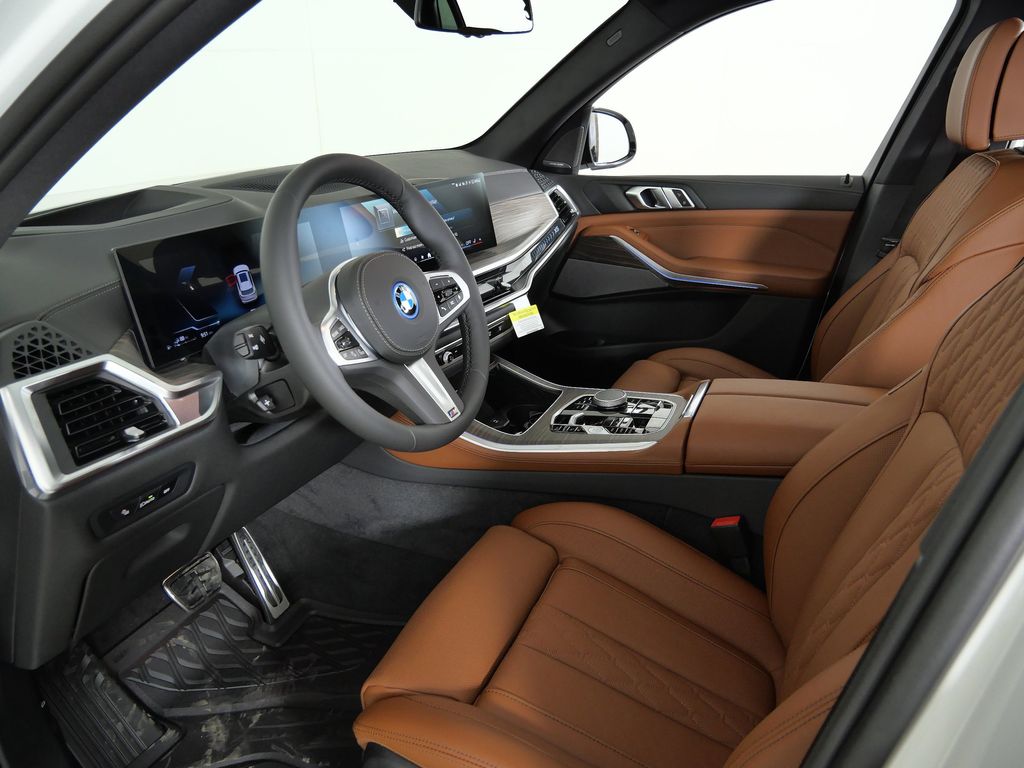 Thumbnail: 2026 BMW X5 - 35