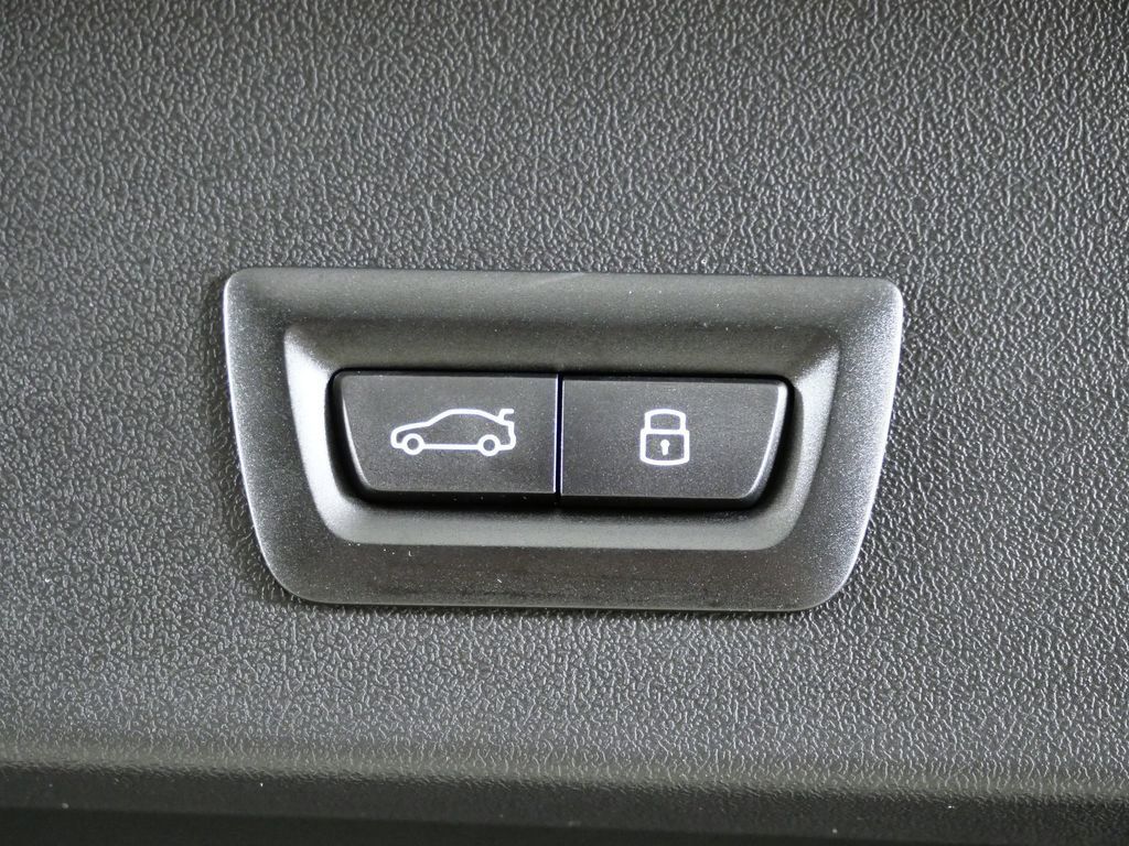 Thumbnail: 2026 BMW X3 - 30