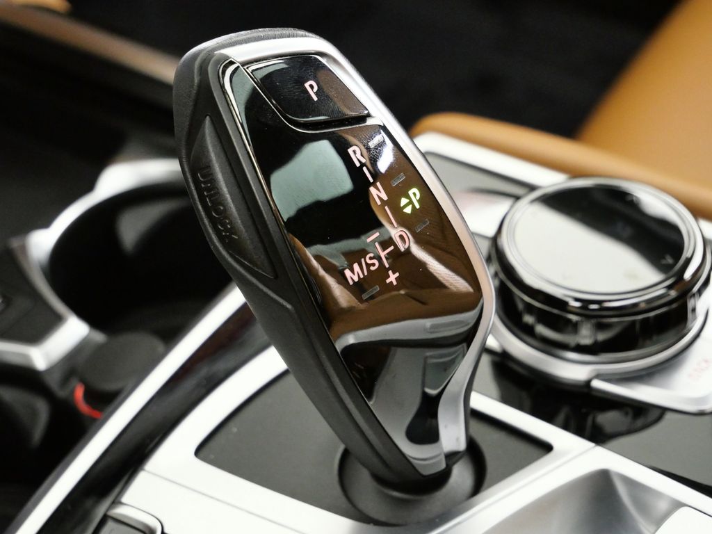 Thumbnail: 2022 BMW 7 Series - 51