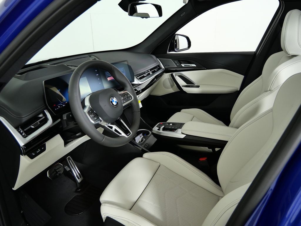 Thumbnail: 2026 BMW X1 - 32