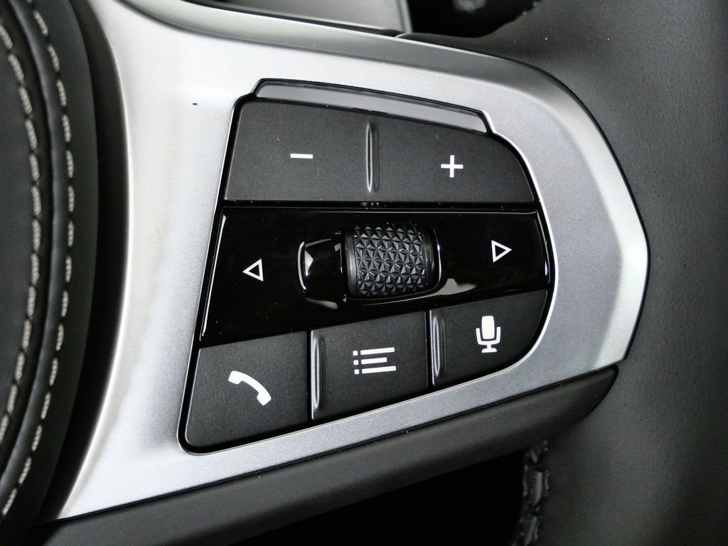 Thumbnail: 2026 BMW X5 - 42