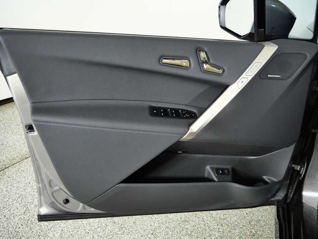 Thumbnail: 2023 BMW iX - 37