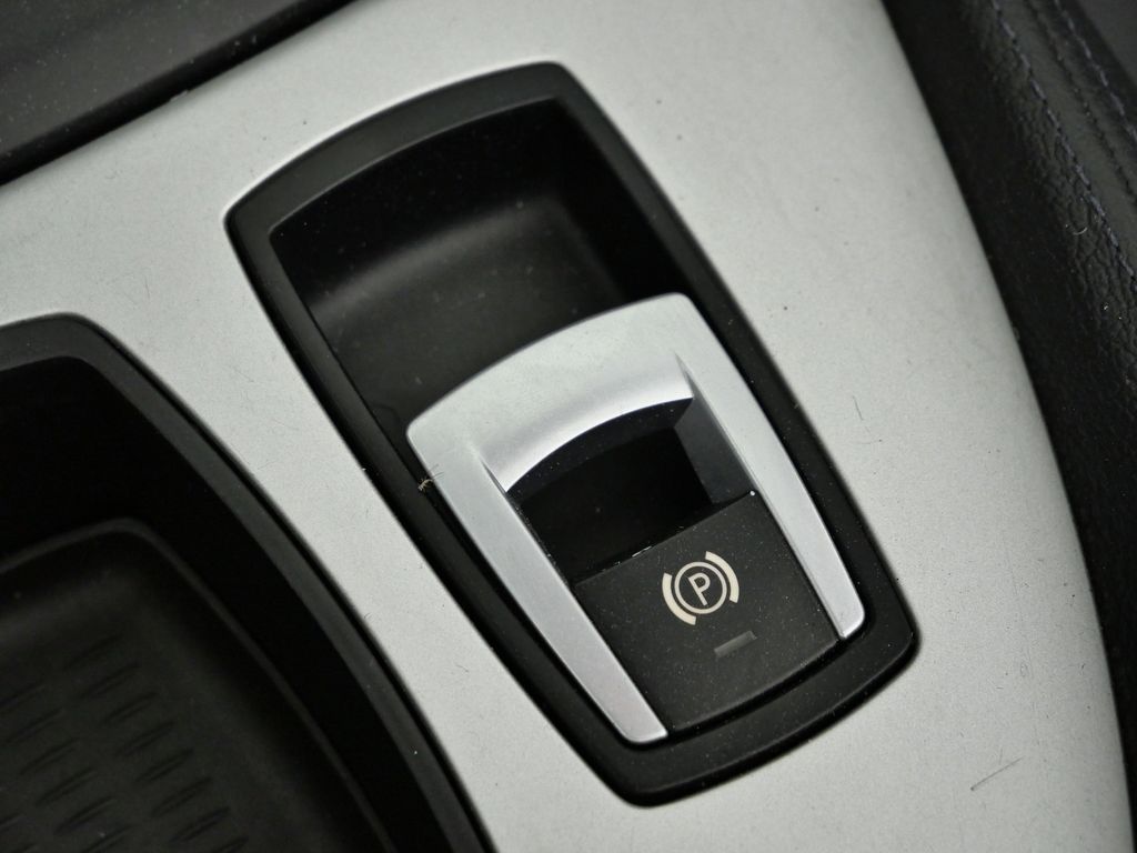 Thumbnail: 2009 BMW Z4 - 40