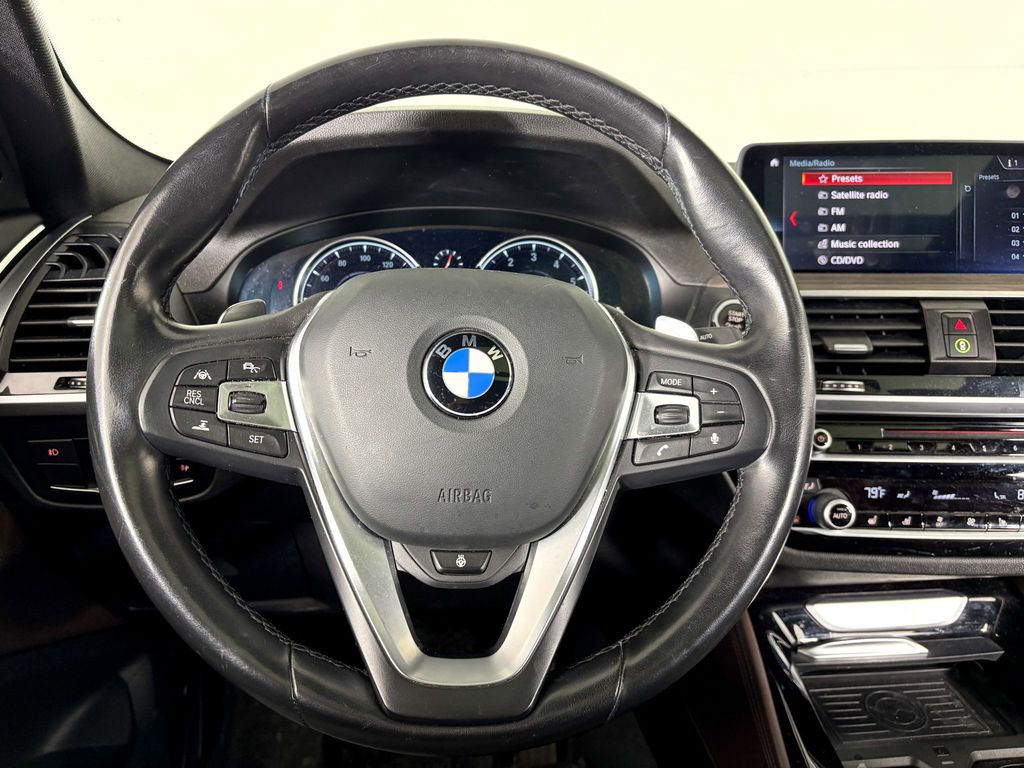 Thumbnail: 2019 BMW X4 - 8