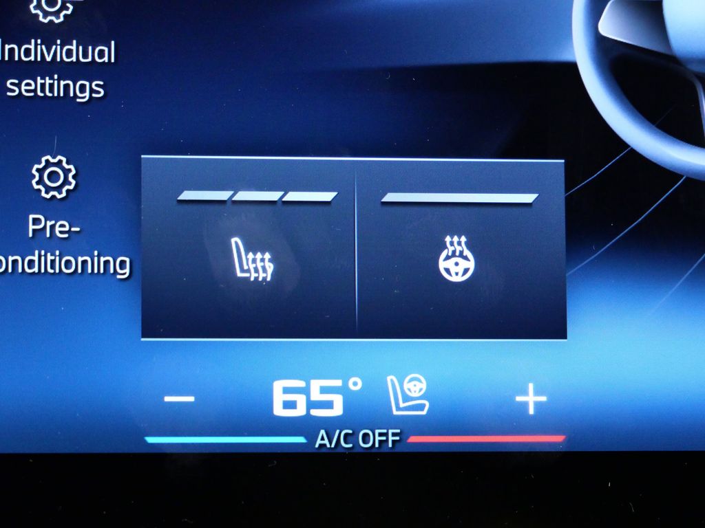 Thumbnail: 2025 BMW i4 - 50