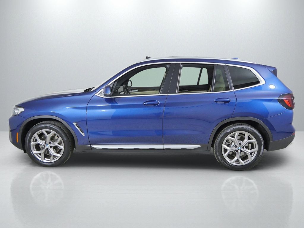 Thumbnail: 2022 BMW X3 - 16