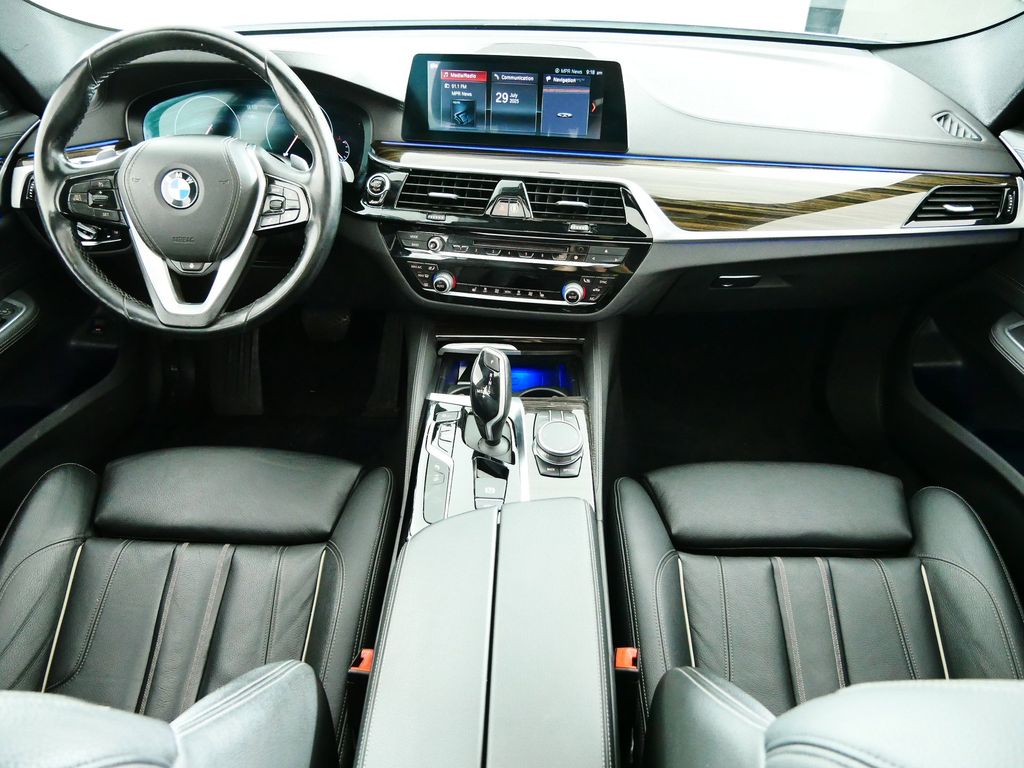 Thumbnail: 2019 BMW 6 Series - 7