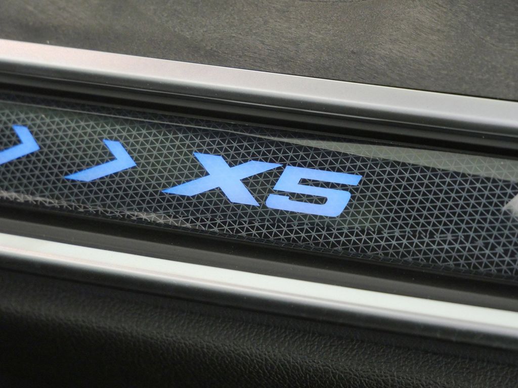 Thumbnail: 2026 BMW X5 - 24