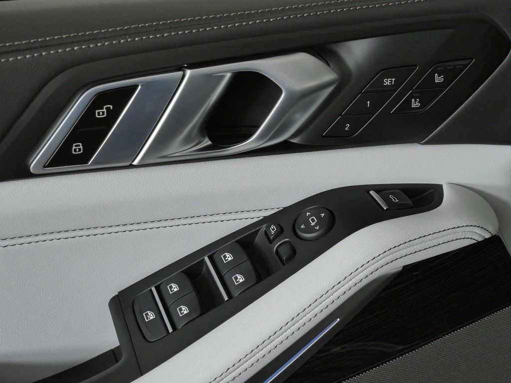 Thumbnail: 2026 BMW X5 - 37