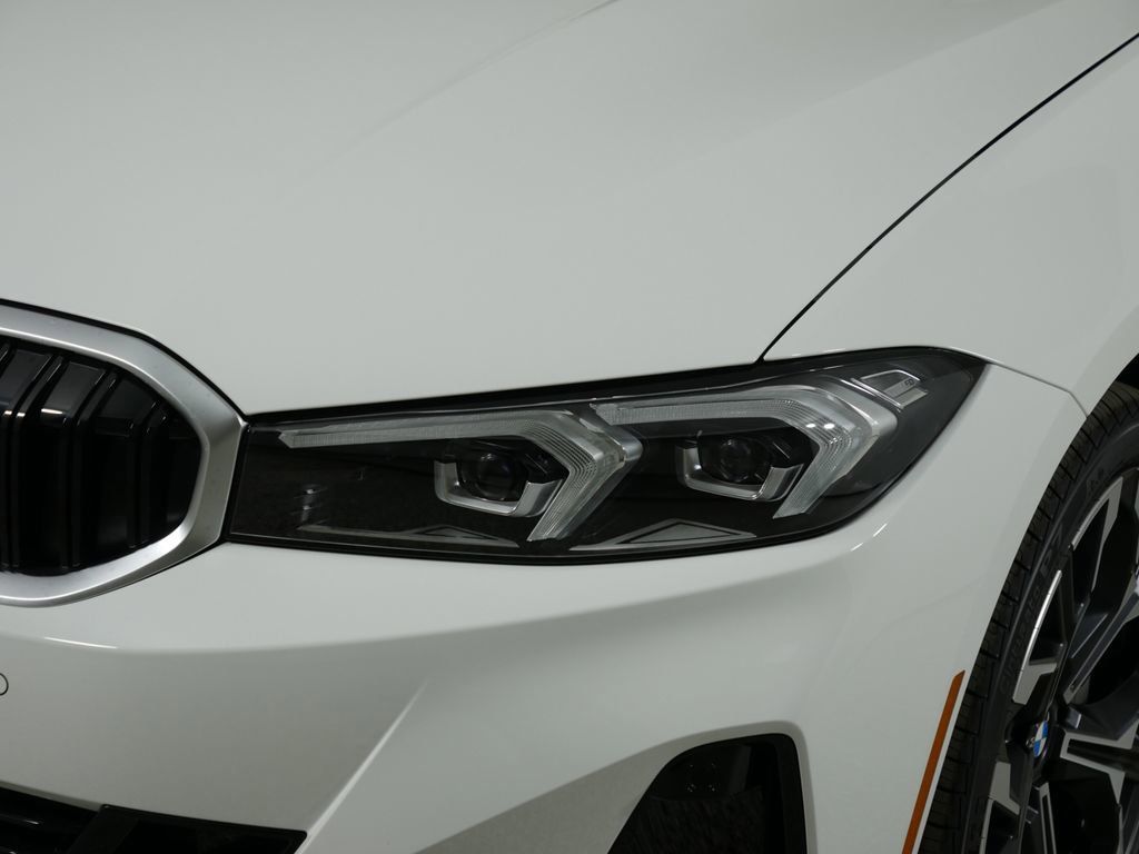 Thumbnail: 2025 BMW 3 Series - 18