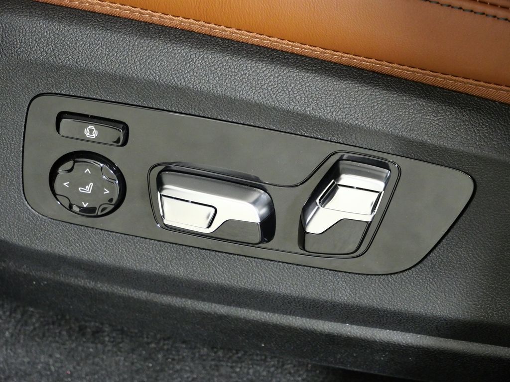 Thumbnail: 2026 BMW X6 - 39