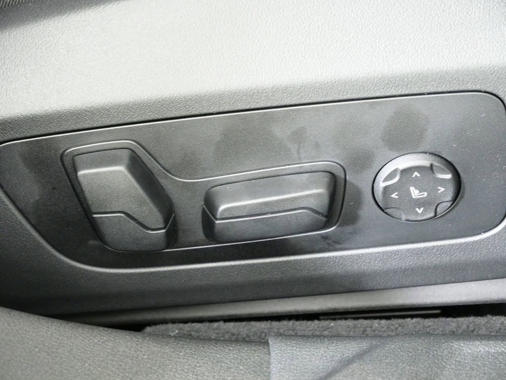 Thumbnail: 2026 BMW 2 Series - 24