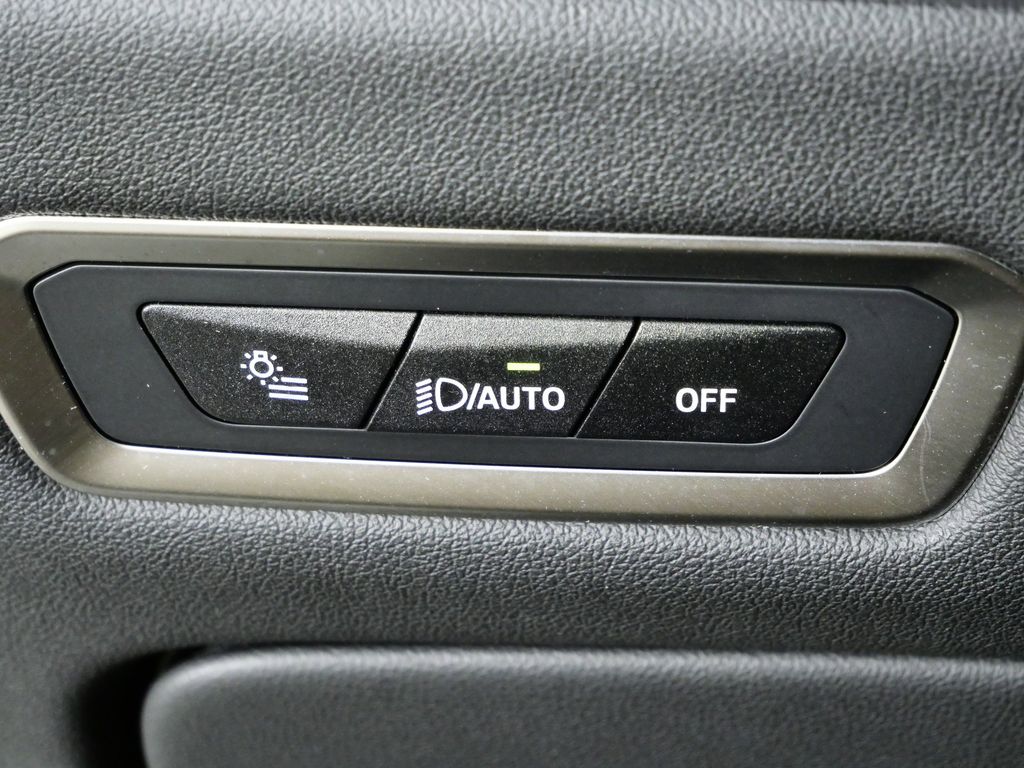 Thumbnail: 2025 BMW X7 - 42