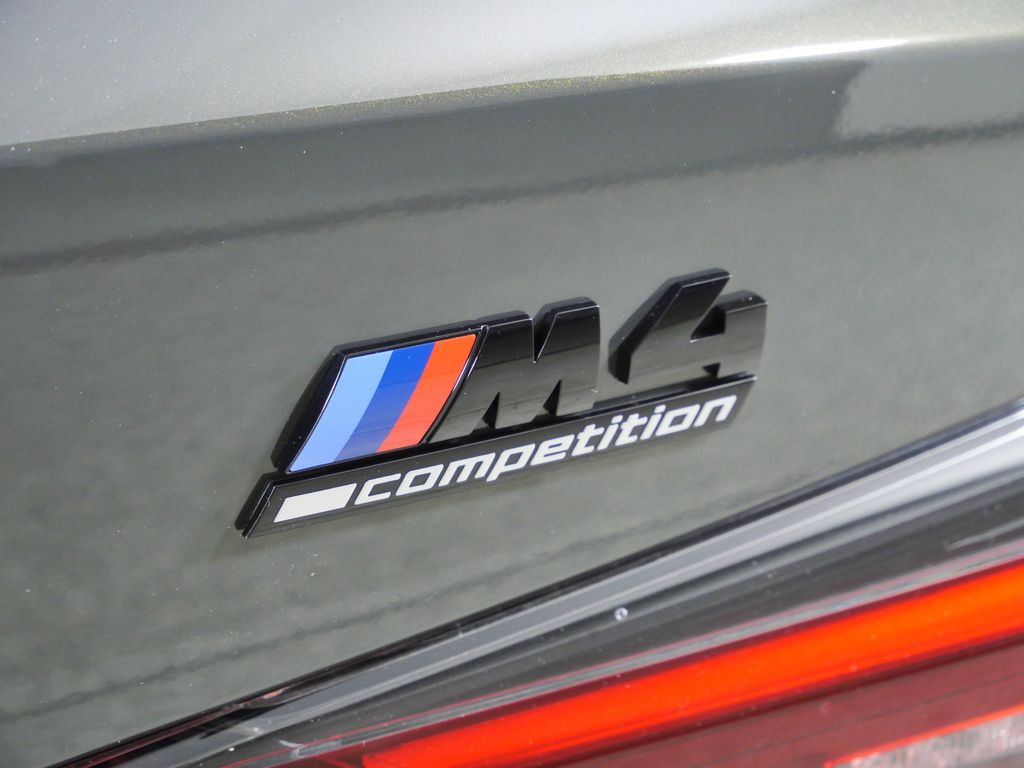 Thumbnail: 2024 BMW M4 - 12